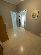 Charming Apartment - At085