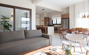 LIV & CO SUITES & VILLAS