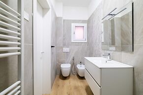 Due Agosto Apartment Comfy Modern and Central
