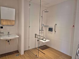 Hilton Garden Inn Termez Airitom