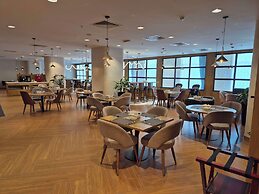Hilton Garden Inn Termez Airitom