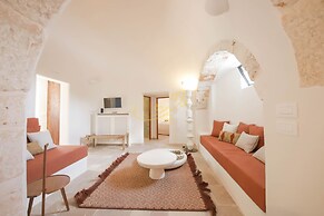 TD Trulli Amabilia Design Luxury Trulli w Pool