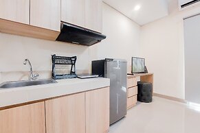 Homey And Modern Studio Apartment B Residence