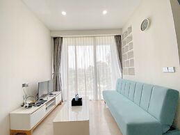 Luxurious Studio At Art Deco Apartment