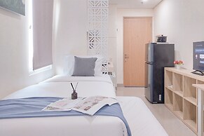 Good Place And Cozy Studio Apartment B Residence