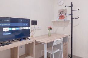 Good Place And Cozy Studio Apartment B Residence