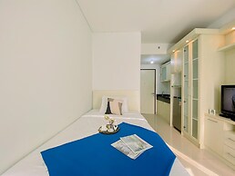 Good And Homey Studio Apartment At Transpark Cibubur