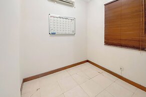 Spacious Luxury 2Br At Majesty Apartment