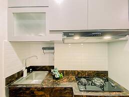 Cozy Studio Apartment At Transpark Cibubur