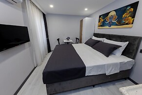 AYA LANGA HOTEL