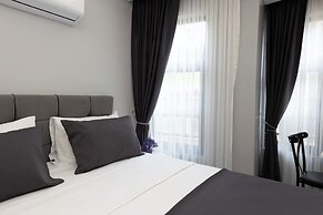 AYA LANGA HOTEL