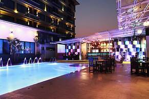 Ruean Phae Royal Park Hotel