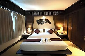 Ruean Phae Royal Park Hotel