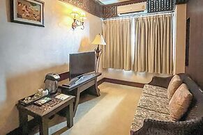 Ruean Phae Royal Park Hotel