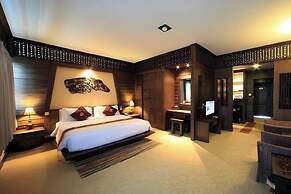 Ruean Phae Royal Park Hotel