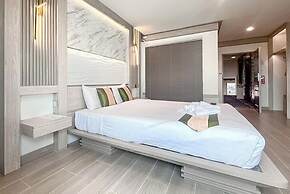 Ruean Phae Royal Park Hotel