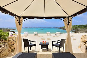 Hotel Shigira Mirage Beach Front