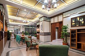 A Memory Hotel