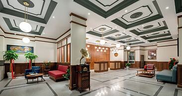 A Memory Hotel