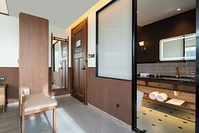 A Memory Hotel