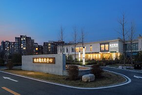A Memory Hotel