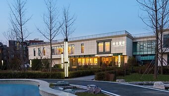 A Memory Hotel