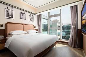A Memory Hotel