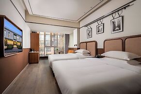 A Memory Hotel