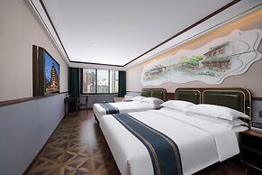 Nostalgia S Hotel(Shanghai Railway Station )