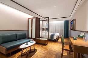 Nostalgia S Hotel(Shanghai Railway Station )