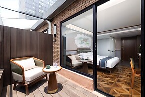 Nostalgia S Hotel(Shanghai Railway Station )