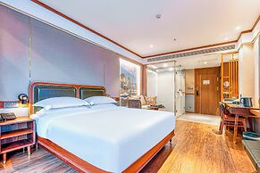Nostalgia S Hotel(Kunming Dongfeng Square)