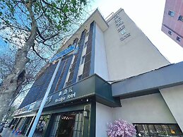 Nostalgia S Hotel(Kunming Dongfeng Square)