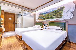 Nostalgia S Hotel(Kunming Dongfeng Square)