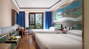 Nostalgia S Hotel(Kunming Dongfeng Square)