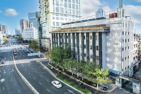 Nostalgia S Hotel(Kunming Dongfeng Square)