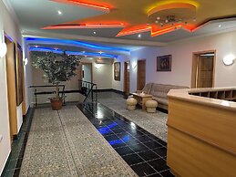 Lalaner Hotel