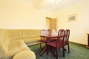 Lalaner Hotel