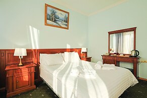 Lalaner Hotel