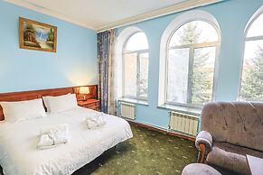 Lalaner Hotel