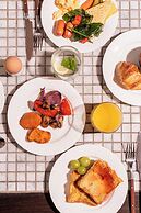LEV Lifestyle Hotel - Maestro