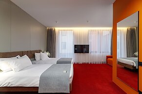 LEV Lifestyle Hotel - Maestro