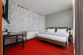 LEV Lifestyle Hotel - Maestro