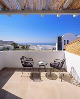 Elia Pyrgos Suites