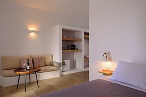 Elia Pyrgos Suites