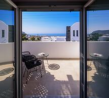 Elia Pyrgos Suites