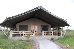 Maisha Sweetwaters Camp