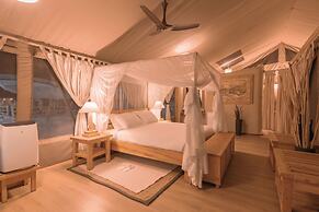 Maisha Sweetwaters Camp