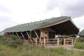 Maisha Sweetwaters Camp