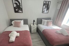 1bed Home Sleeps 5 Free Parking, Central, Wifi